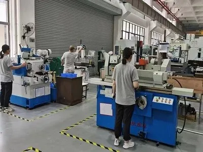 A corner of the grinding machine workshop 2 A corner of the grinding machine workshop 2